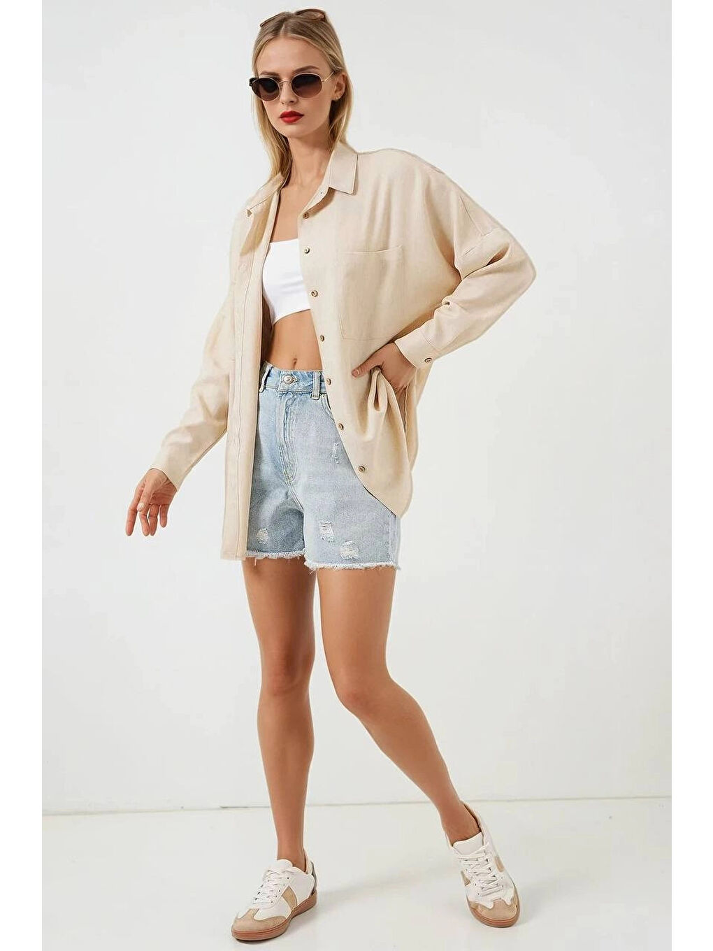 Kadın Bej Oversize Çift Cepli Keten Gömlek HZL22S-BD1201261-1