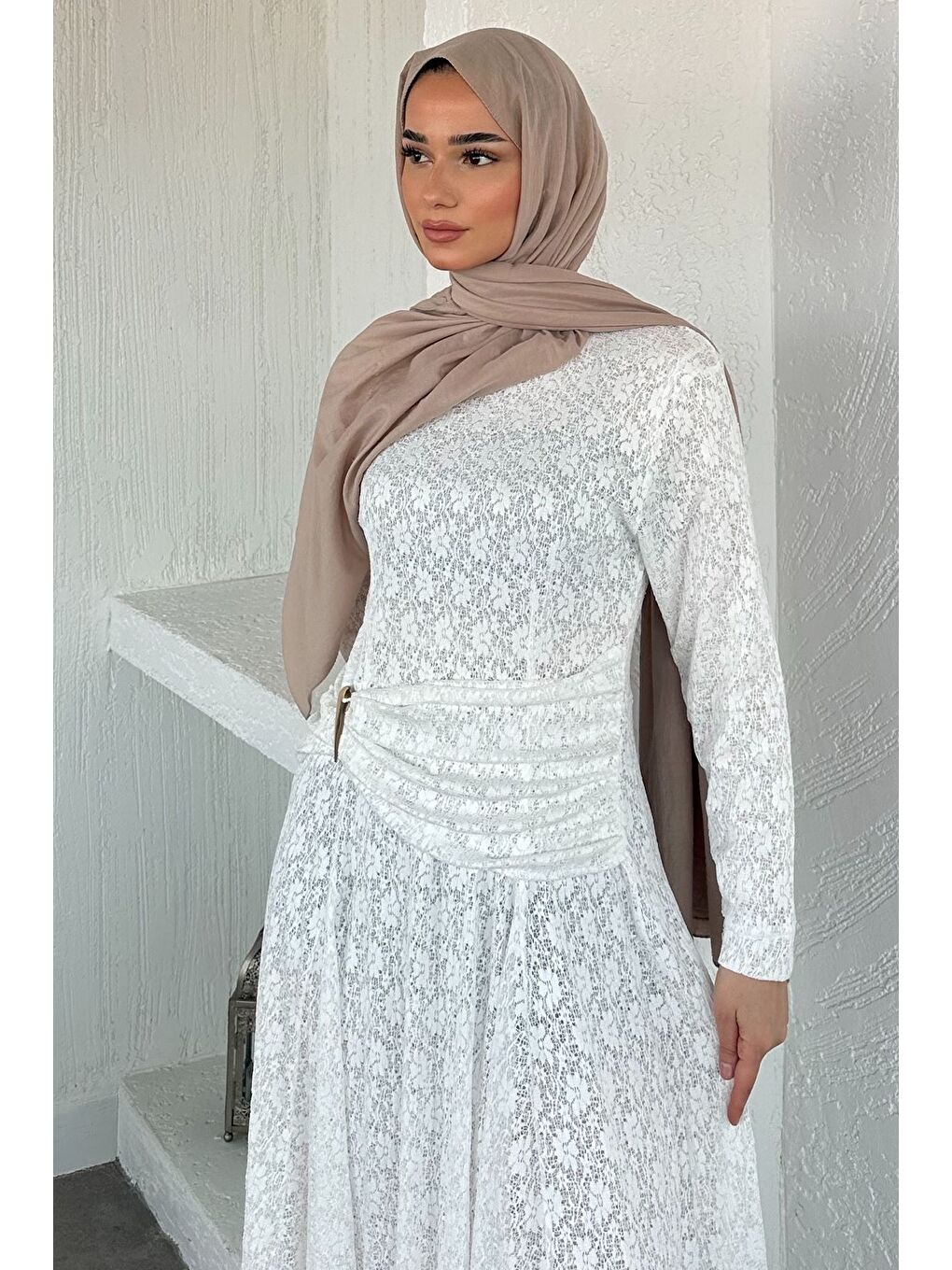 Ekru Gülseli Astarlı Tesettür Dantel Elbise