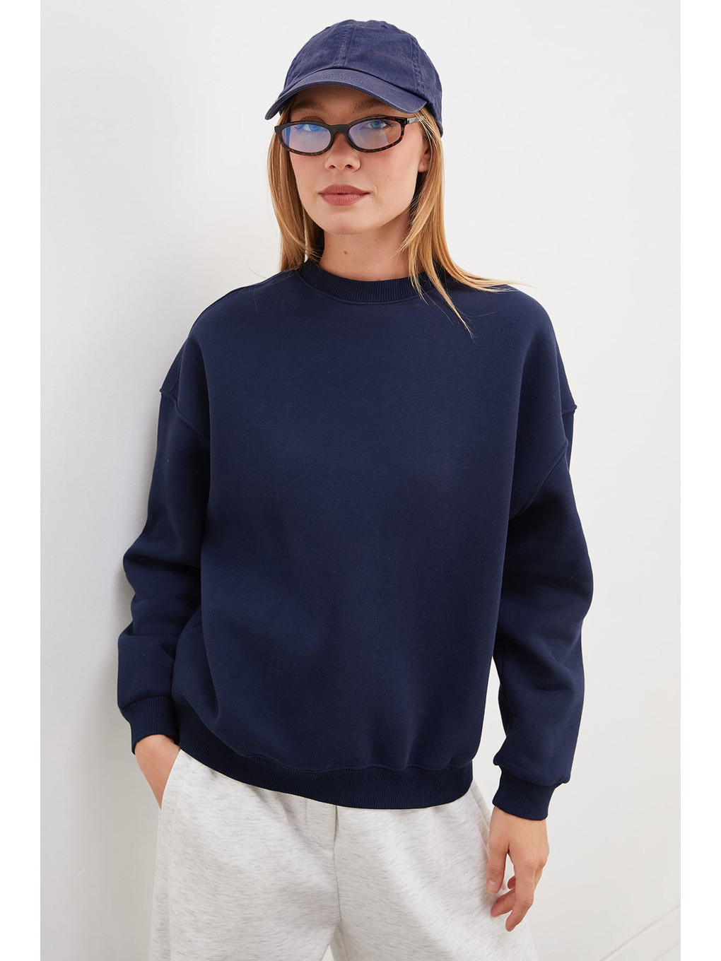 Lacivert 3 İplik Basic Bisiklet Yaka Oversize Sweatshirt-4