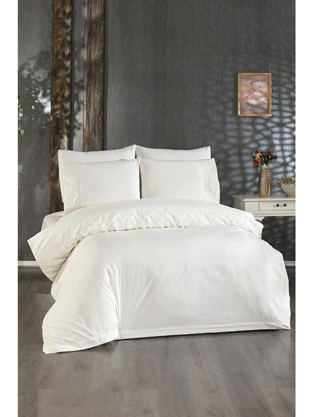 Ekru Fransız Dantelli Reyhan Çeyizlik Nevresim Takımı Krem