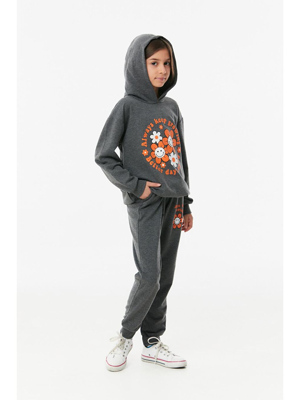 Antrasit Çiçek Baskılı Kız Çocuk Eşofman Takımı-3