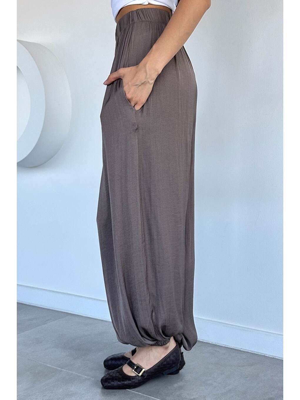 Bej Kadın Bel Ve Paça Lastikli Şalvar Model Pantolon-2