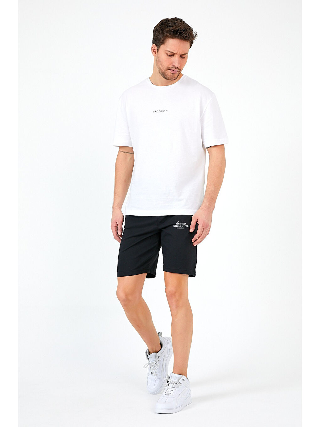 Siyah Erkek Unified Collective Baskılı Slim Fit Kalıp Şort SPR25SR084