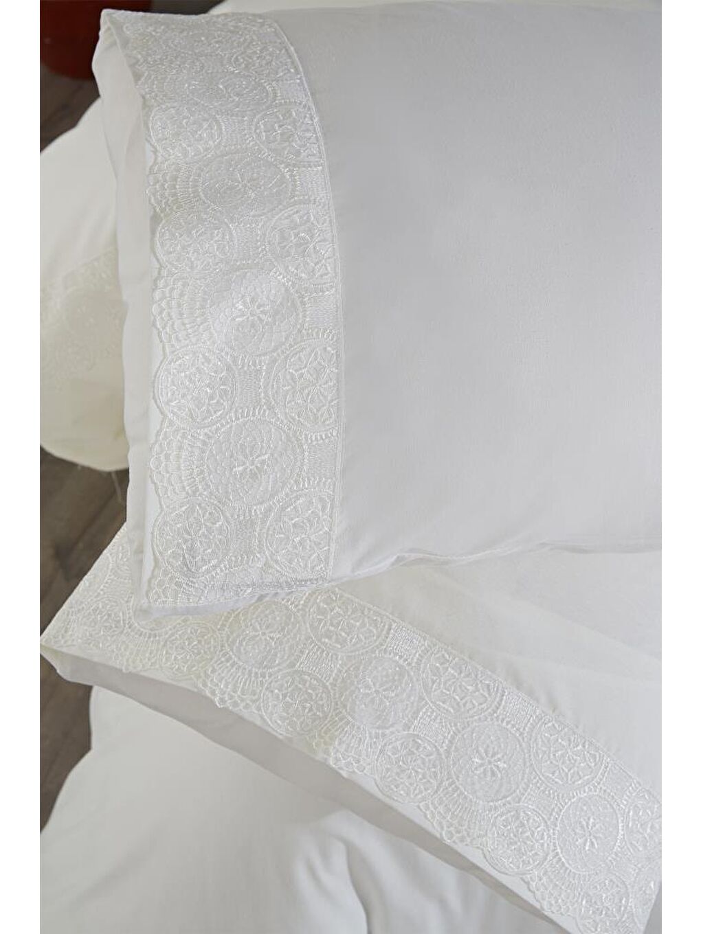 Ekru Fransız Dantelli Perihan Çeyizlik Nevresim Takımı Krem-3