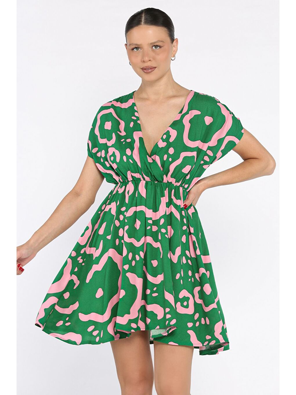 Yeşil Desenli Kruvaze Yaka Bel Lastikli Kadın Mini Elbise