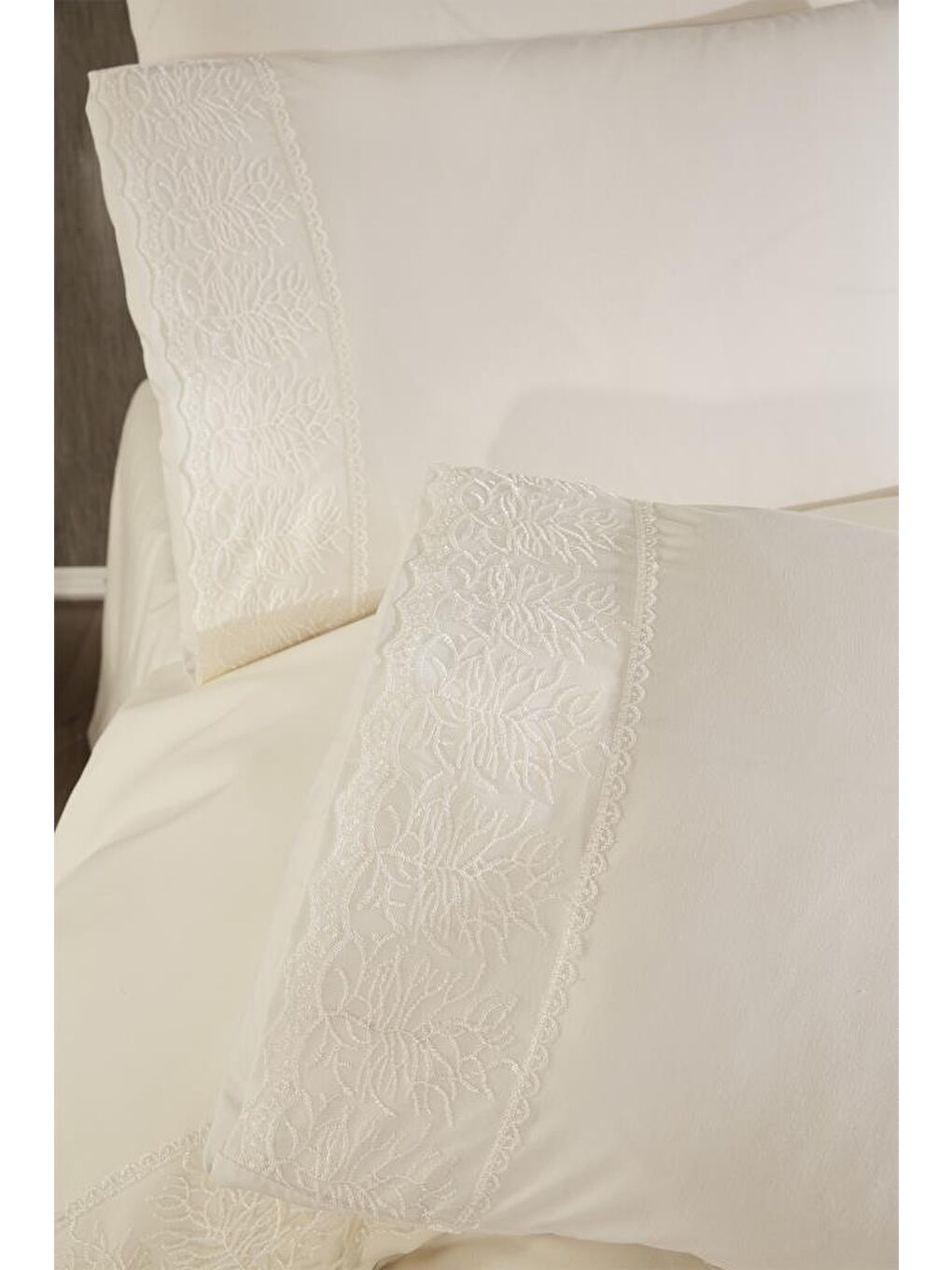 Ekru Fransız Dantelli Seçil Çeyizlik Nevresim Takımı Krem-4