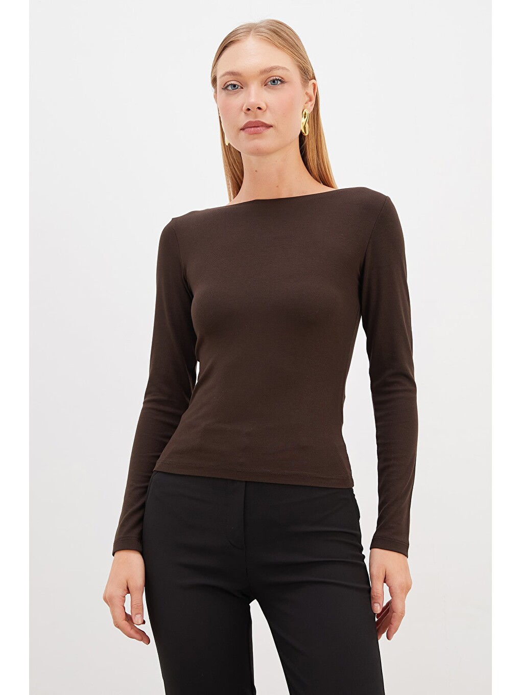 Kahverengi Basic Kayık Yaka Slim Fit Bluz-3