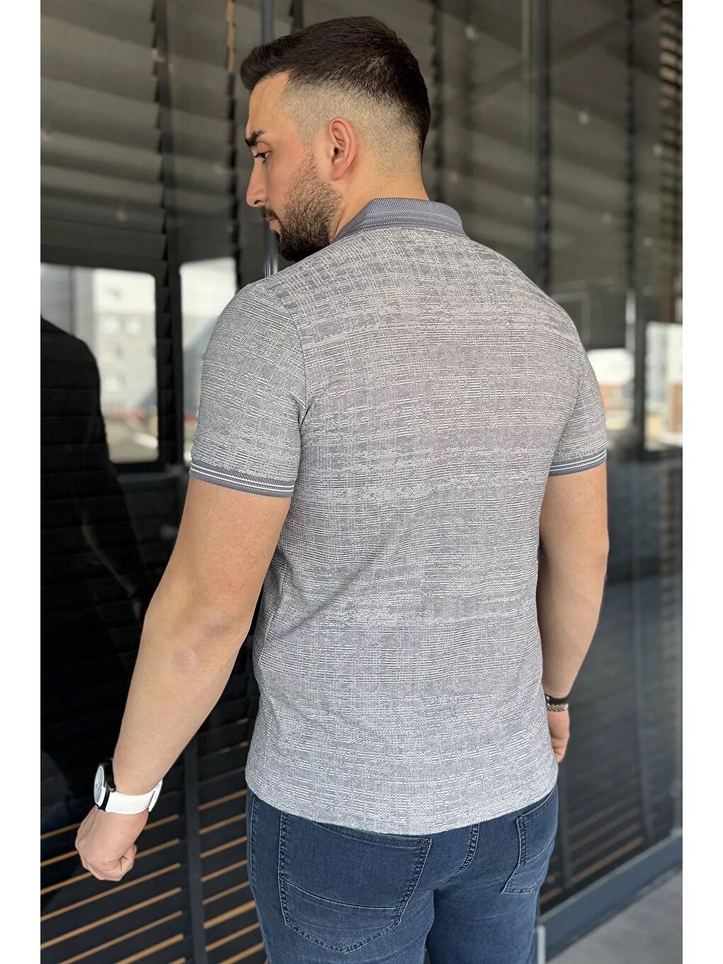 Gri Polo Yaka Ön Düğmeli Desenli Elastanlı Erkek Büyük Beden Tişört-2