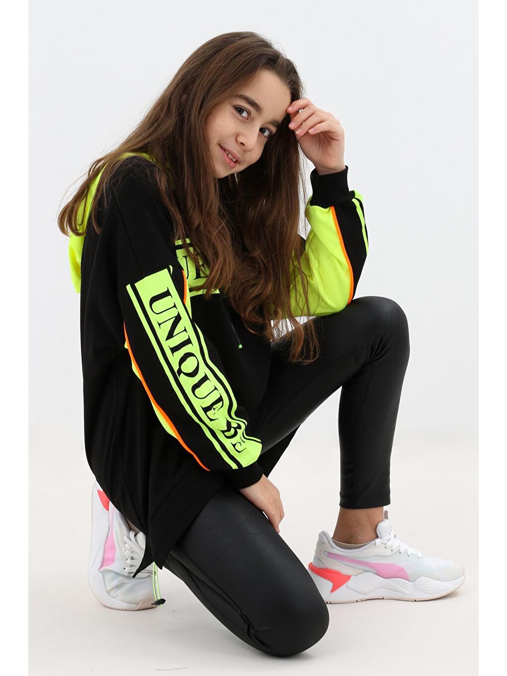 Siyah Kız Çocuk Oversize Kapüşonlu Sweatshirt 9 14 Yaş 14044-2