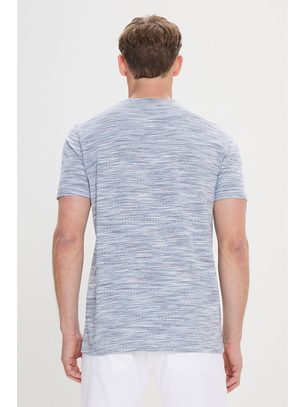 Erkek Mavi Slim Fit Dar Kesim Bisiklet Yaka Pamuklu Jakarlı Tişört-3