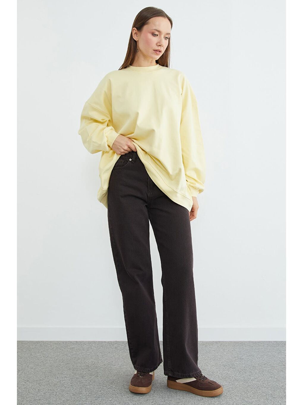 Sarı Basic Bisiklet Yaka Oversize Sweatshirt-3