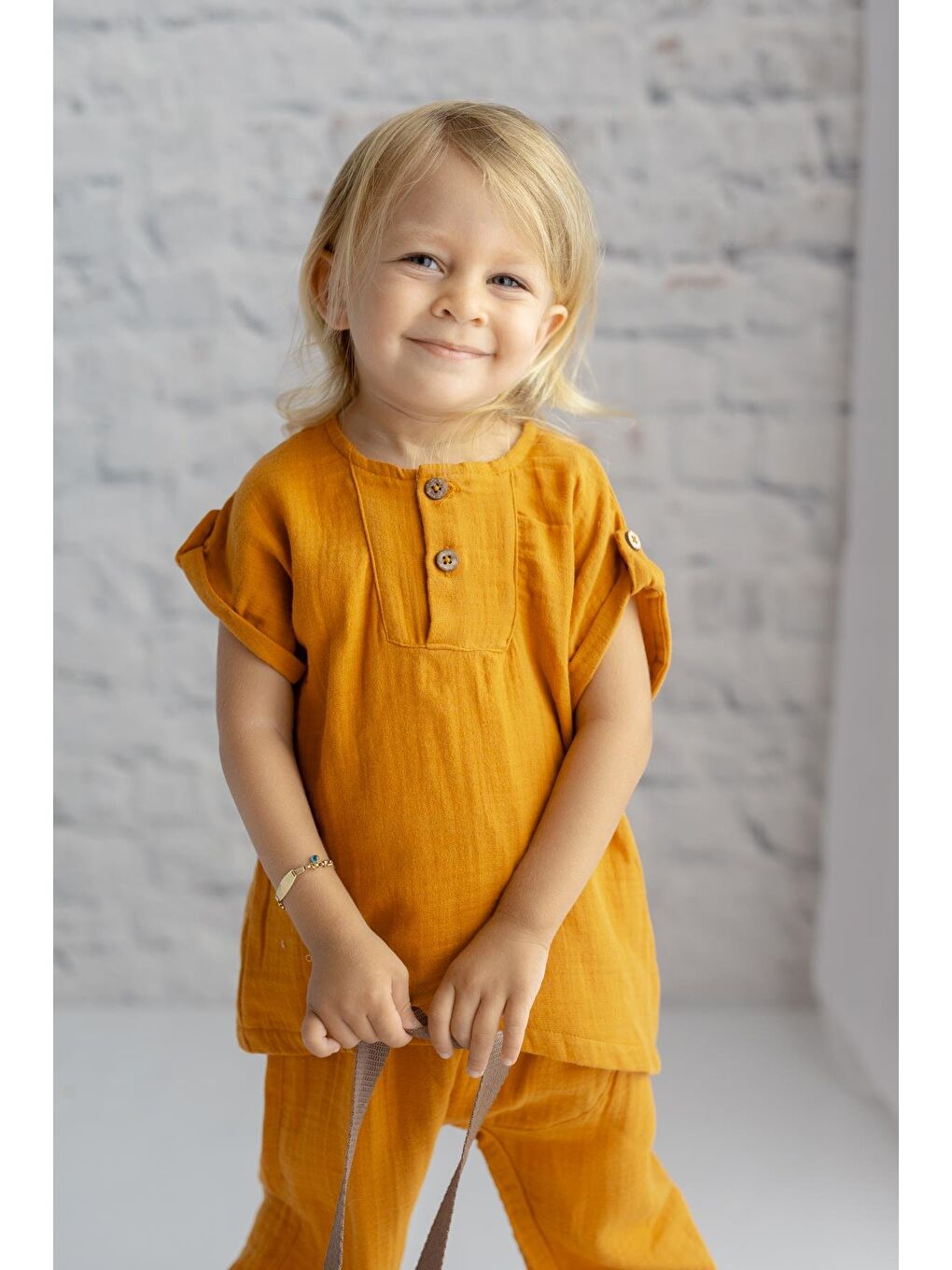 Kahverengi Unisex Bebek Düğmeli Müslin Bluz