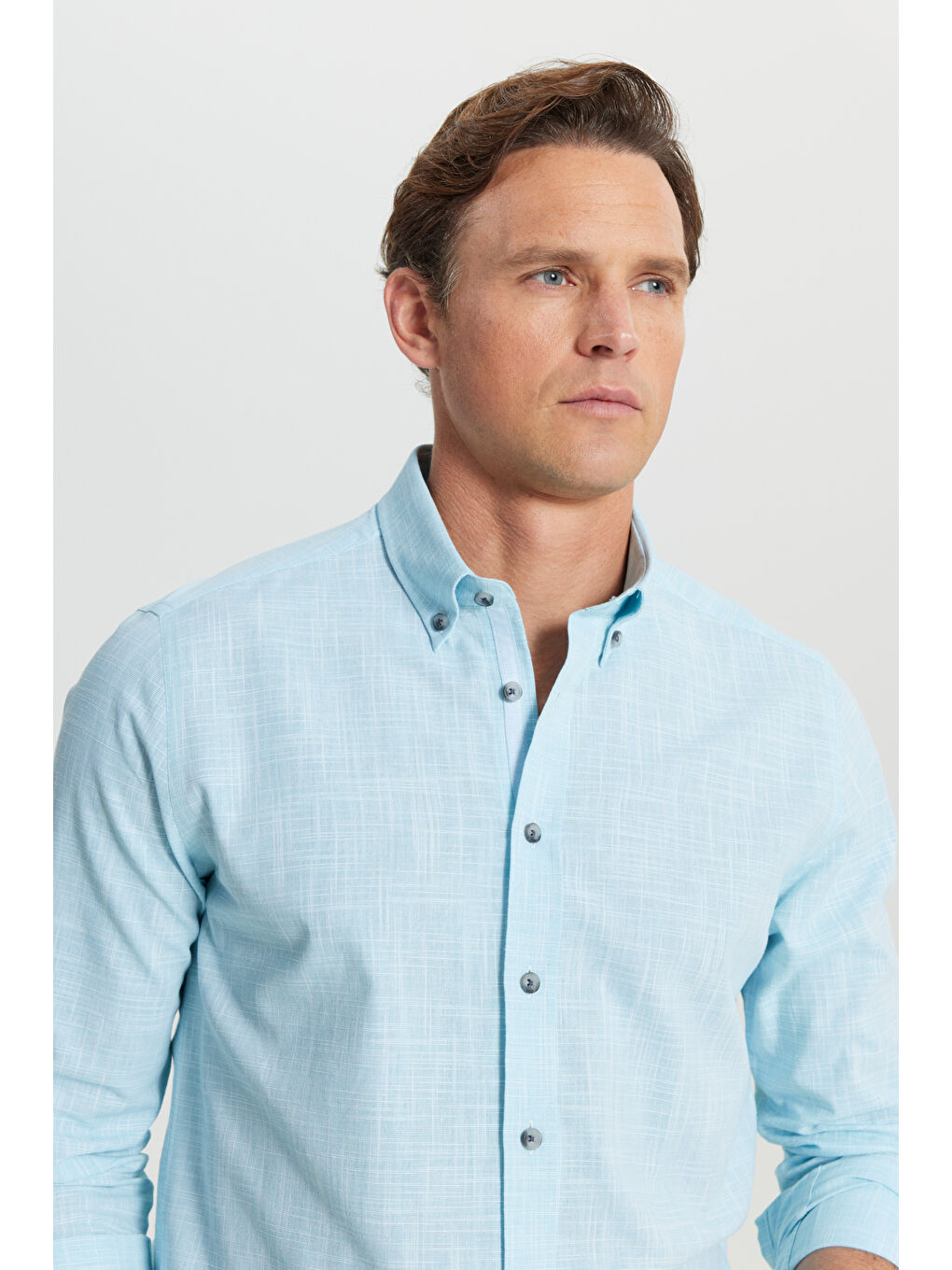 Erkek Turkuaz %100 Pamuk Slim Fit  Düğmeli Yaka Armürlü Flamlı Gömlek-3