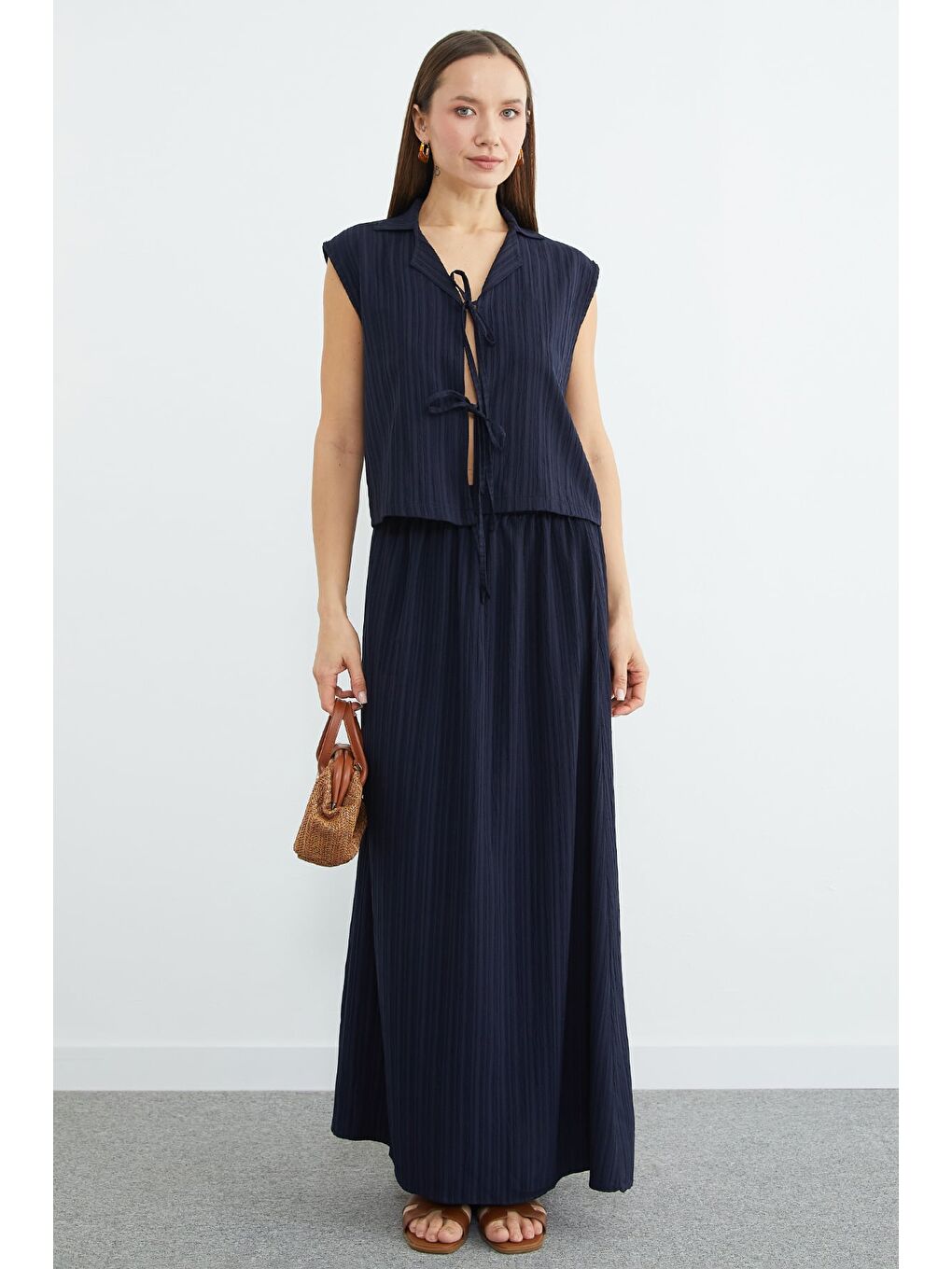 Lacivert Önü Bağlamalı Jakarlı Etekli 2 Li Takım-1