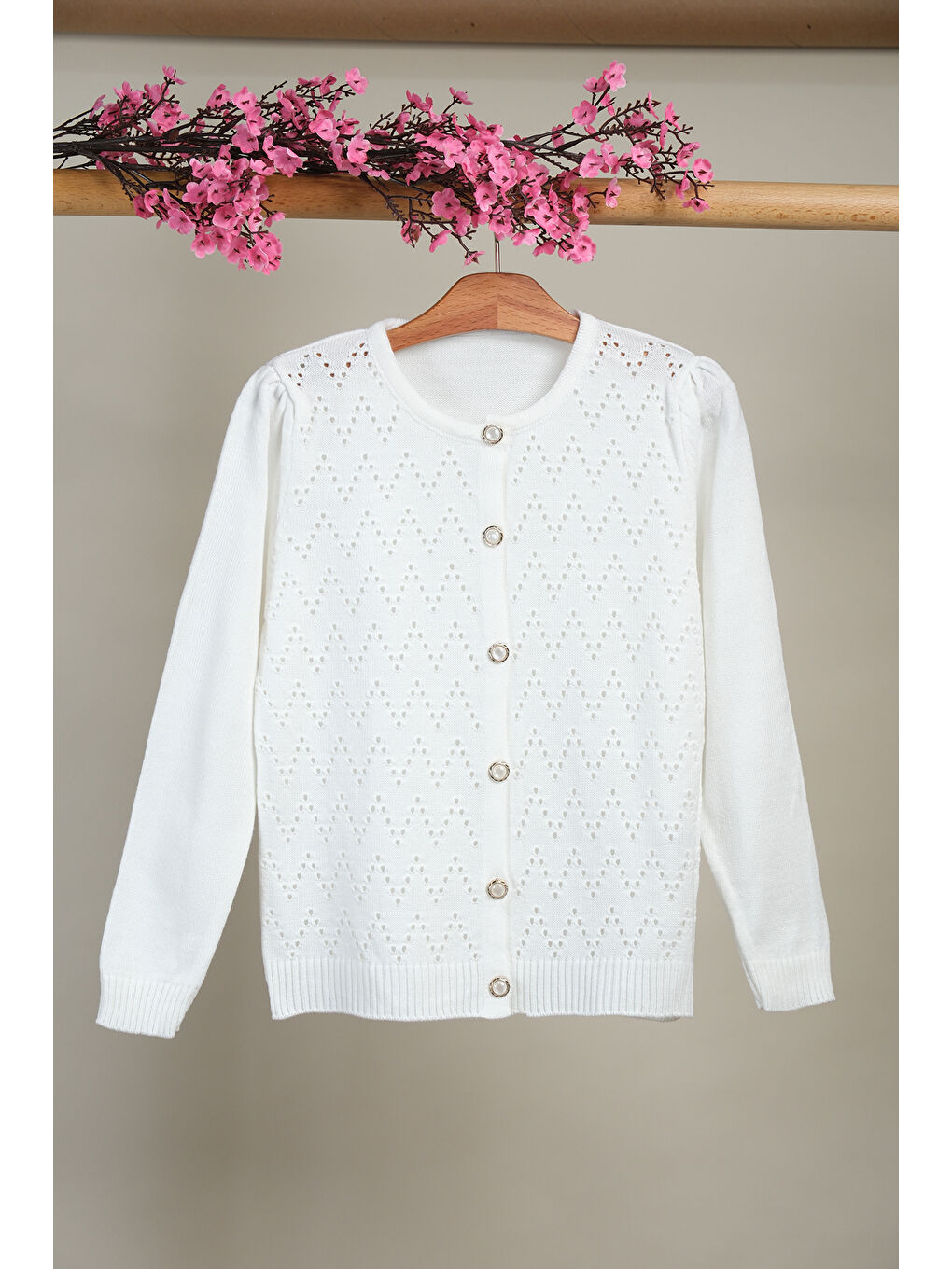 Beyaz Zikzak Desenli Düğmeli Kız Çocuk Triko Hırka HK.2042