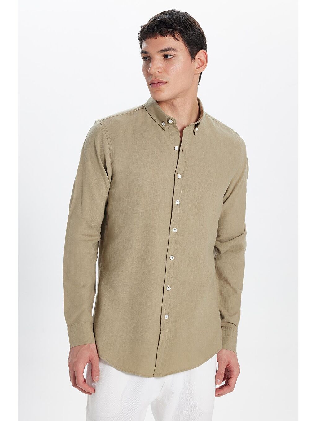 Bej Erkek Slim Fit Dar Kesim %100 Pamuk Keten Doku Düğmeli Yaka Vizon Gömlek