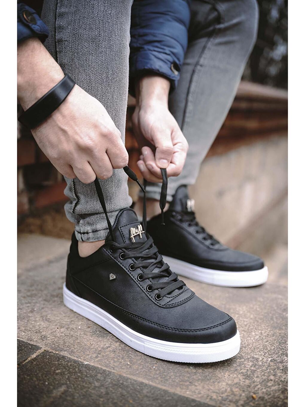 Siyah Frist Kalın Taban Erkek Sneaker