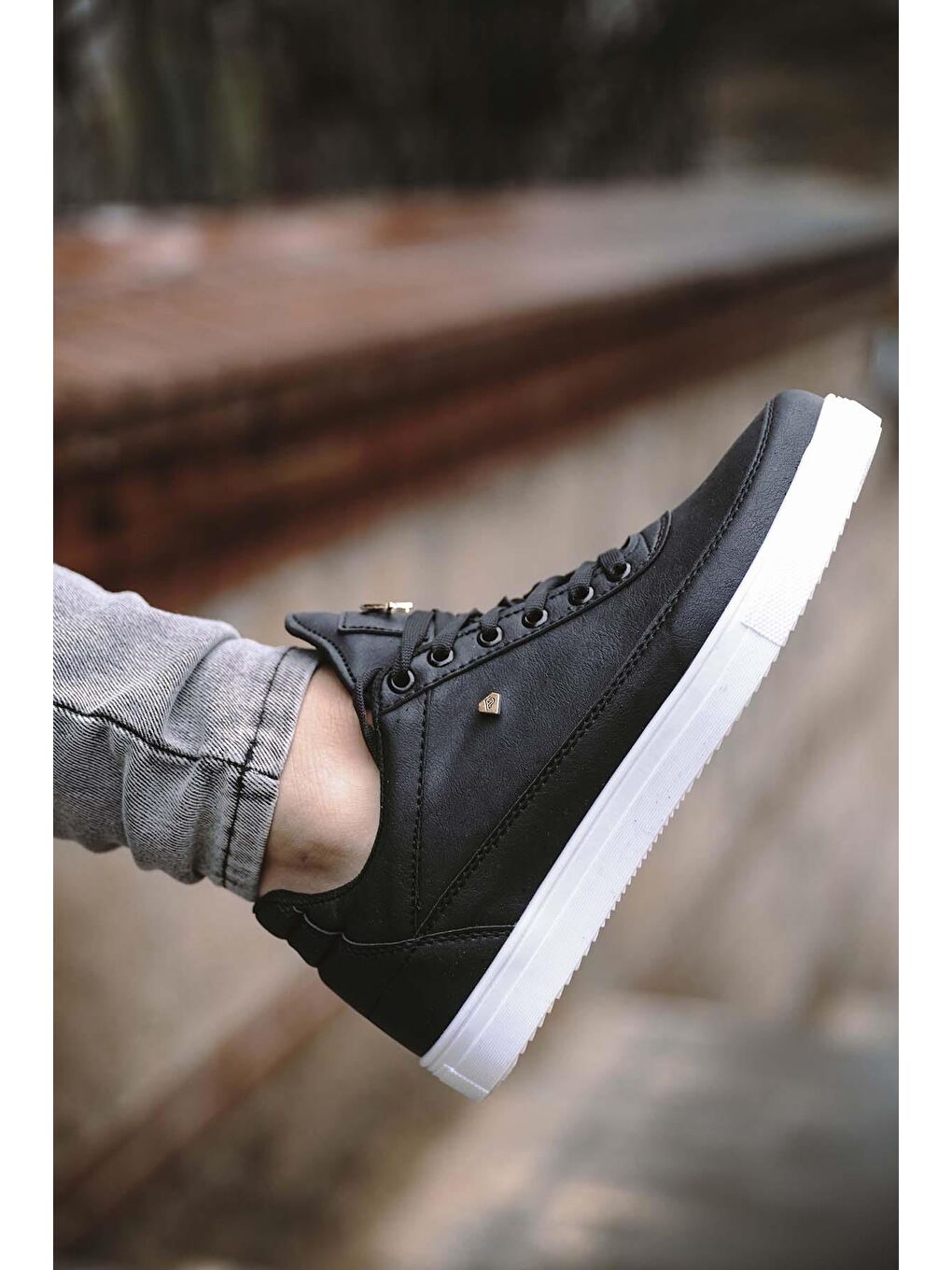 Siyah Frist Kalın Taban Erkek Sneaker-1