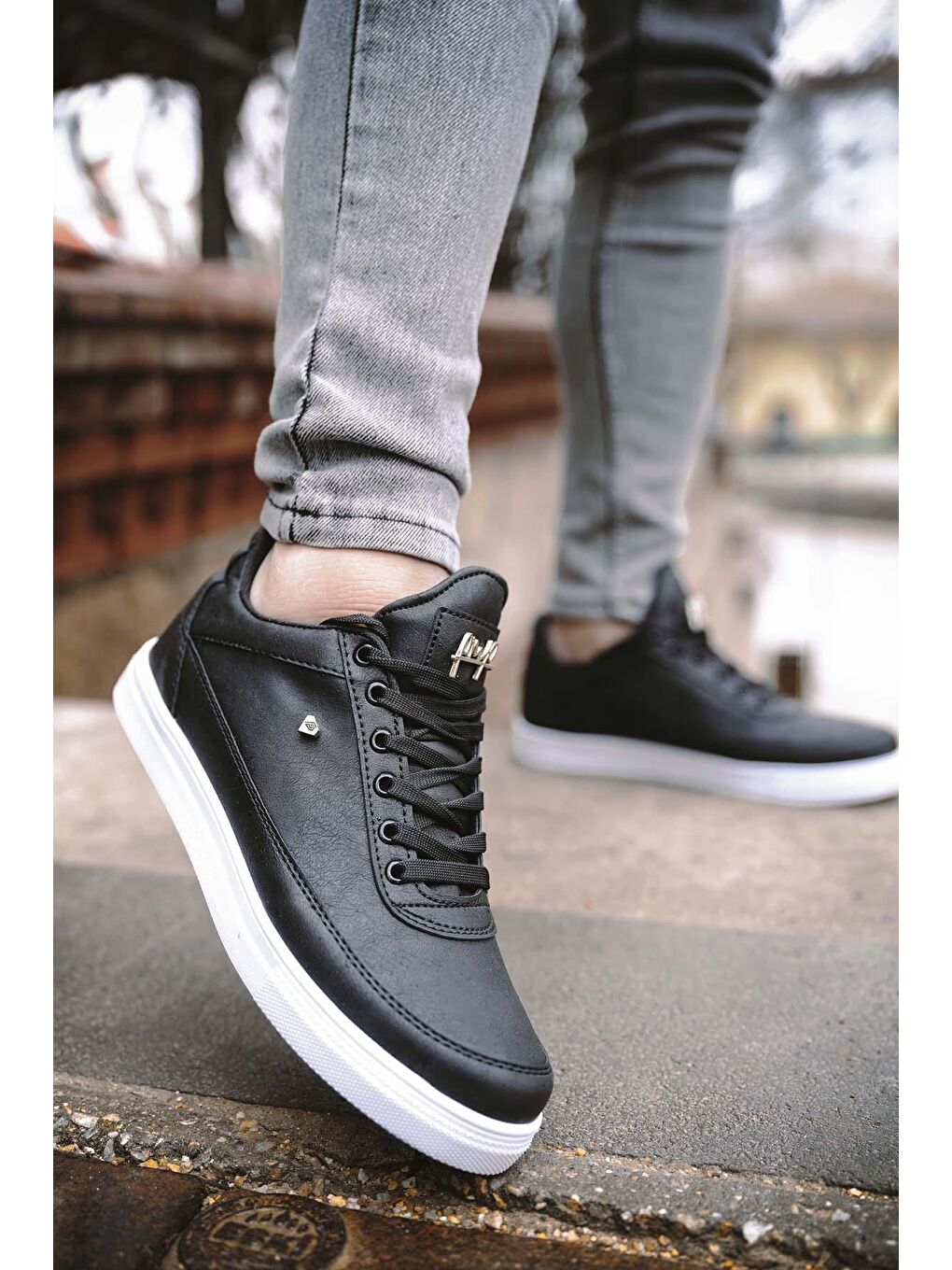 Siyah Frist Kalın Taban Erkek Sneaker-2