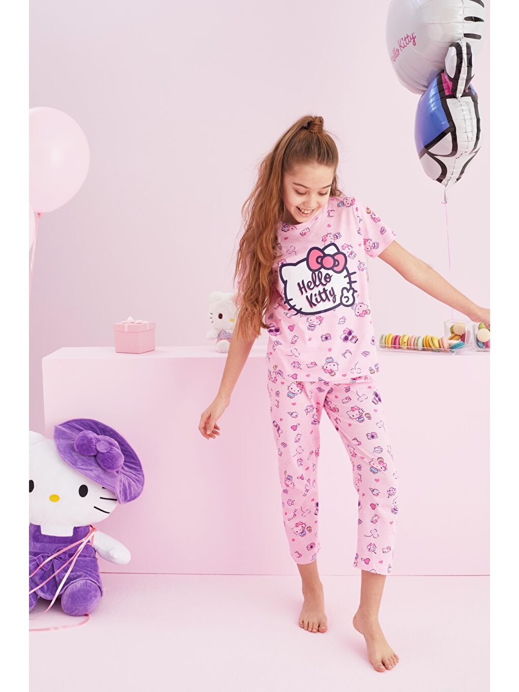 Hello Kitty Lisanslı %100 Pamuk Pembe Çok Renkli Bisklet Yaka Pijama Takım-1