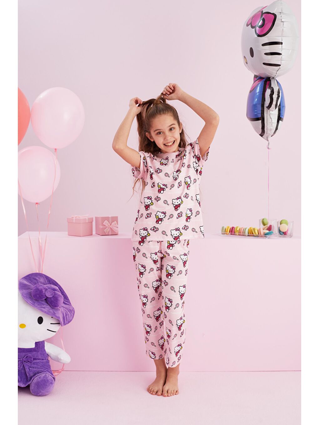 SİYAH İNCİ Pembe Hello Kitty Lisanslı %100 Pamuk Pembe Çok Renkli Bisklet Yaka Pijama Takım - 1