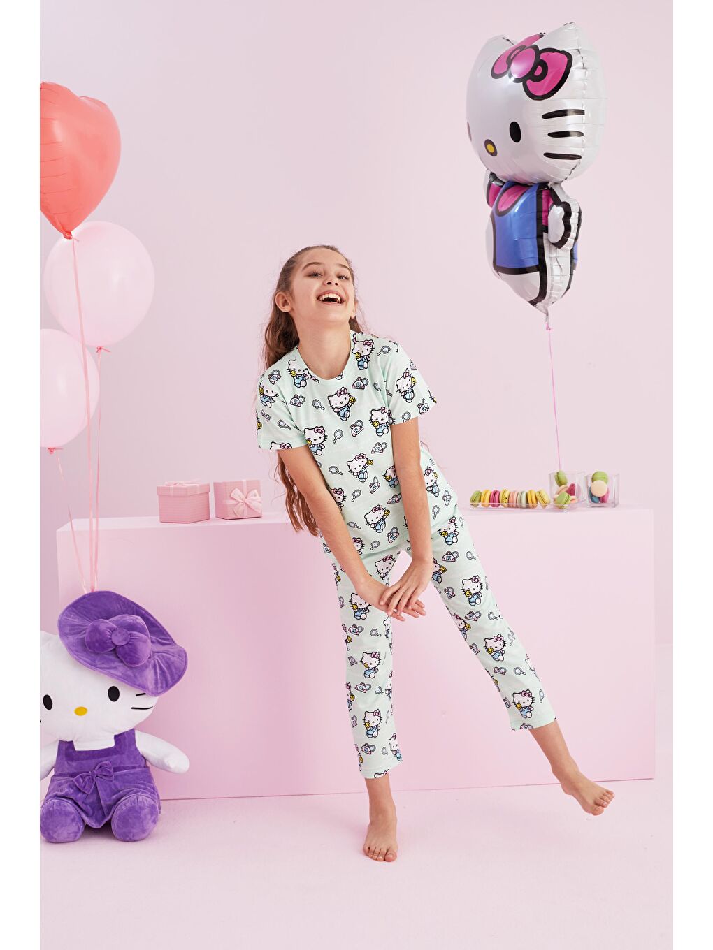 SİYAH İNCİ Yeşil Hello Kitty Lisanslı %100 Pamuk Yeşil Çok Renkli Bisklet Yaka Pijama Takım - 1