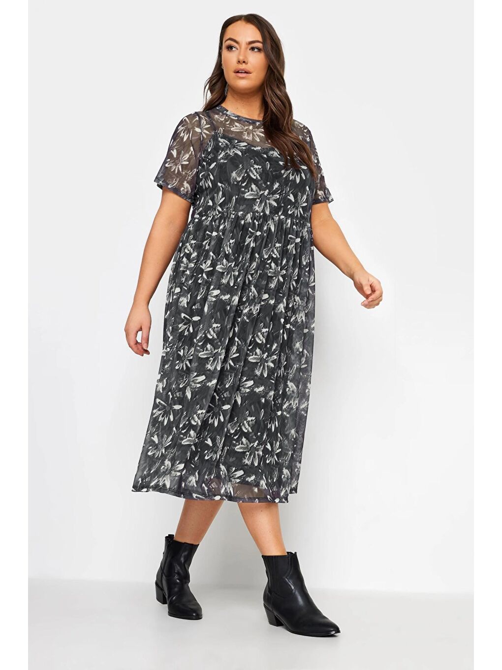 Siyah Büyük Beden Bisiklet Yaka İçi Astarlı Desenli Midi Boy Tül Elbise 302706-4