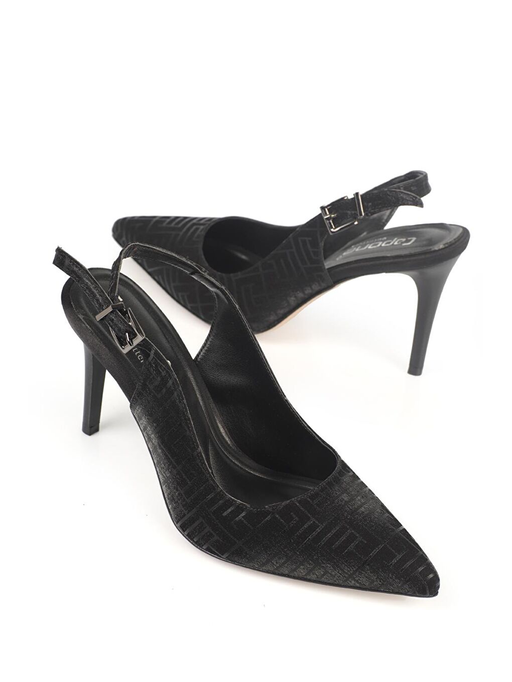 Siyah Arkası Açık Orta Topuklu Yumuşak Pedli Taban Kadın Ayakkabı