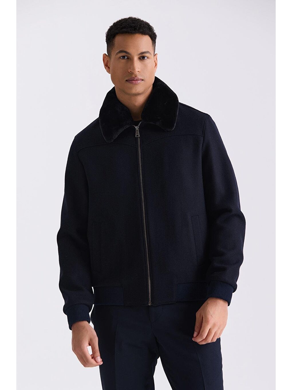 Lacivert Regular Fit Çıkarılabilir Kürklü Yaka Lastikli Yünlü Kaban Mont