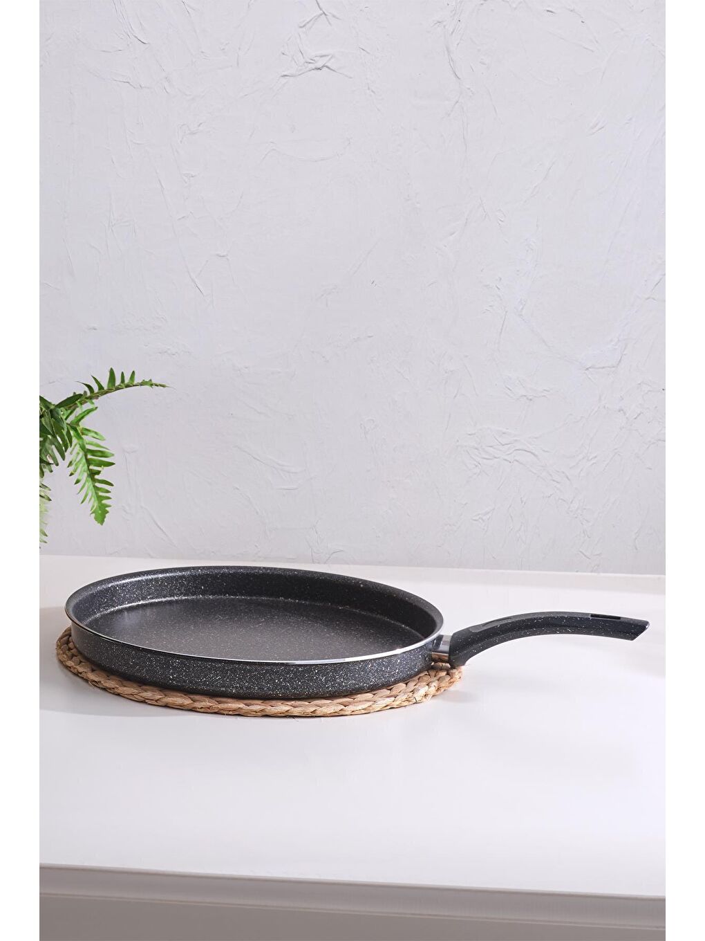 Siyah Krep Tava 24 Cm Granit Pankek Pizza Tavası