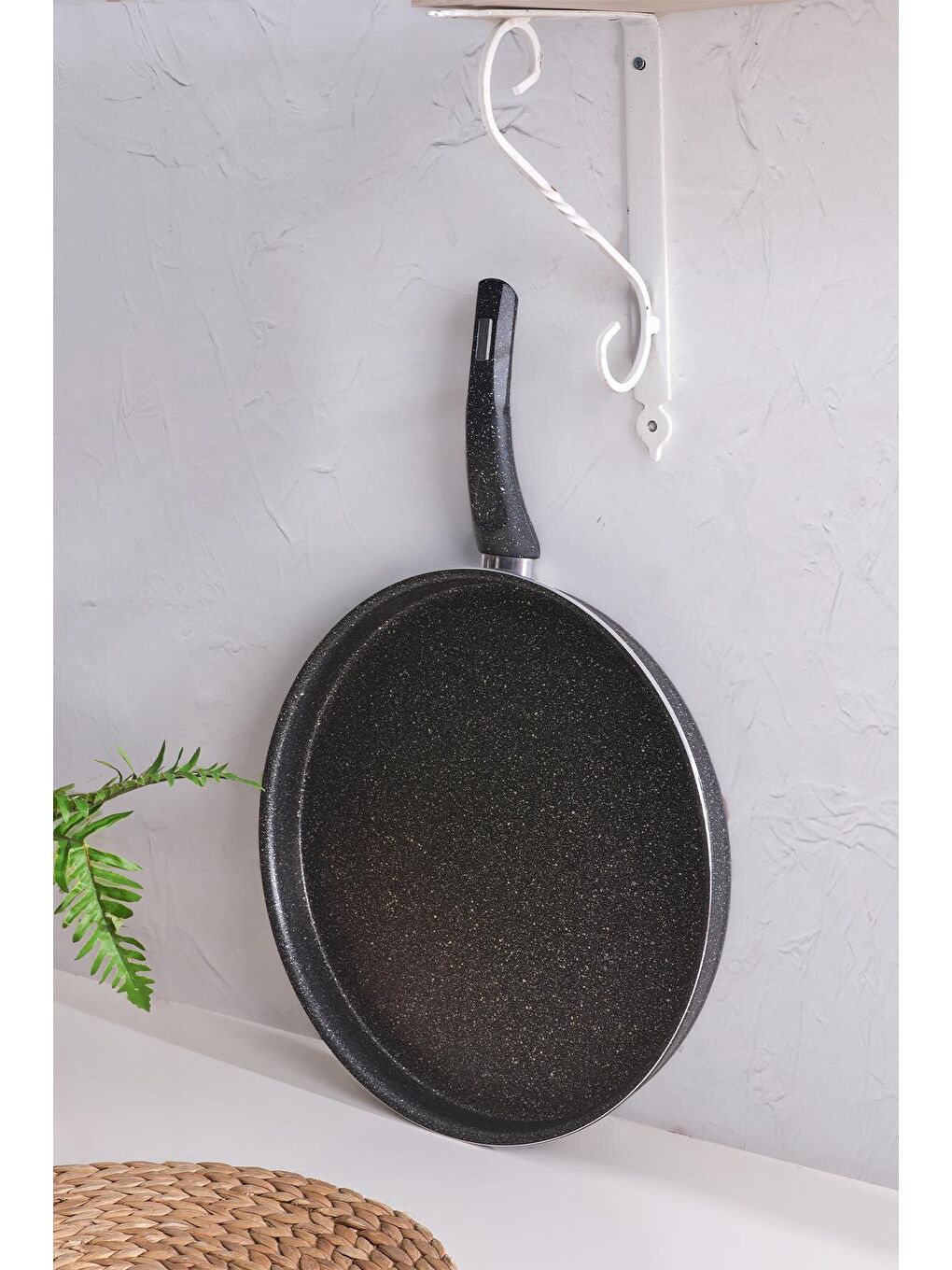 Siyah Krep Tava 24 Cm Granit Pankek Pizza Tavası-1