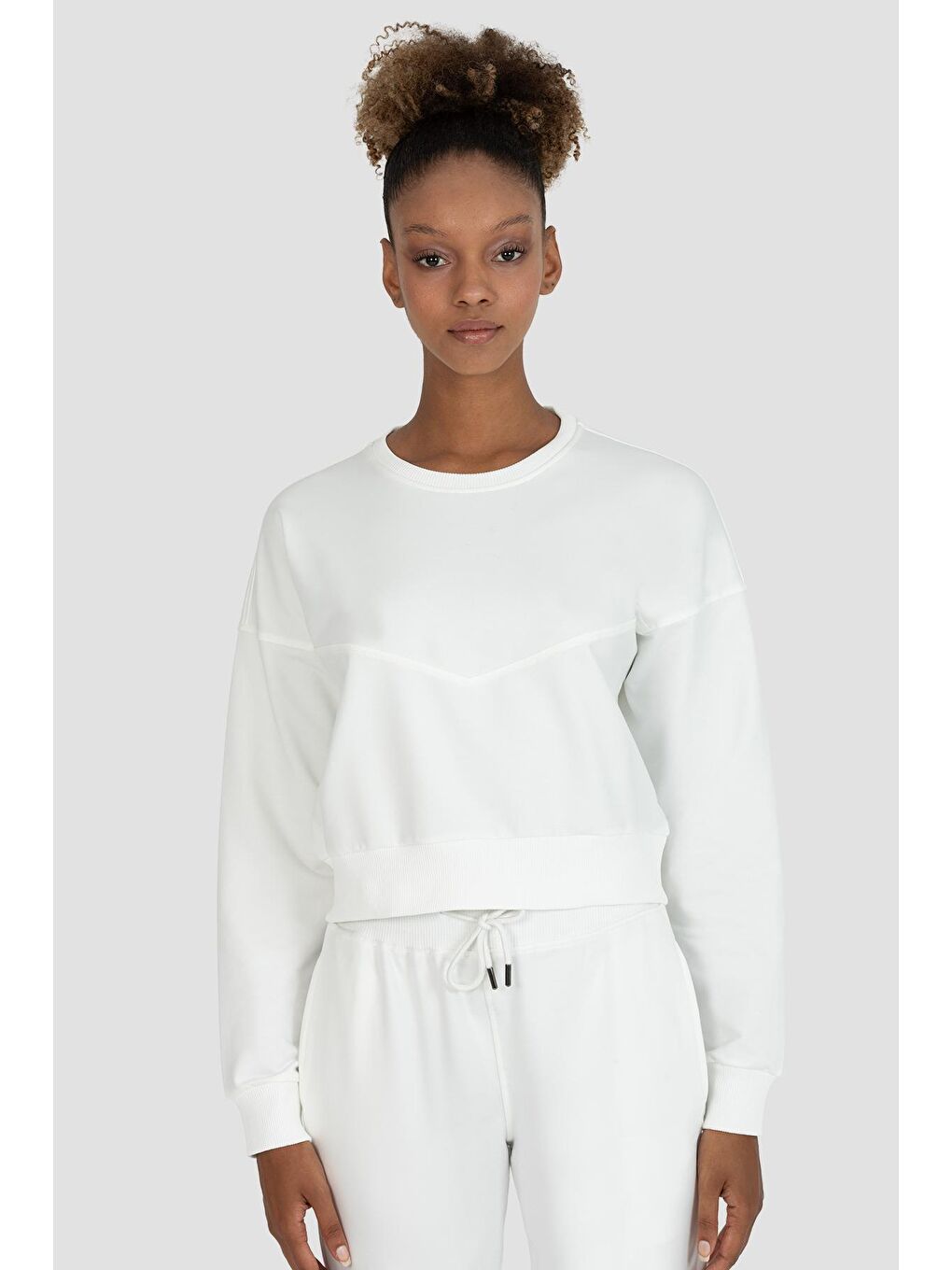 Ekru Ena Oversize Krem Crop Sweatshirt