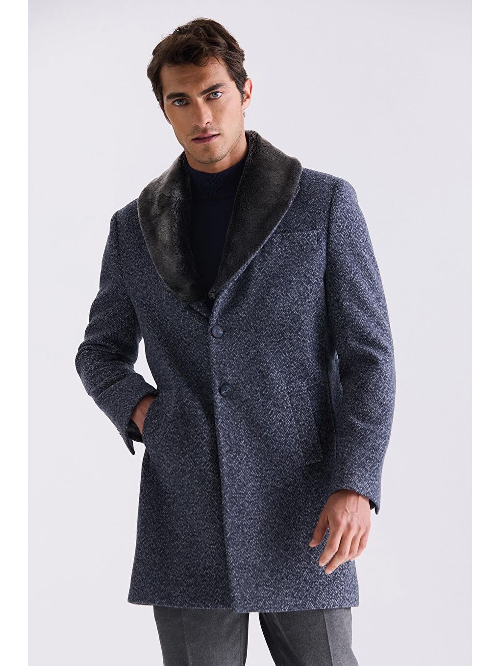Koyu Lacivert Regular Fit Çıkarılabilir Kürklü Yaka Desenli Yünlü Kaban