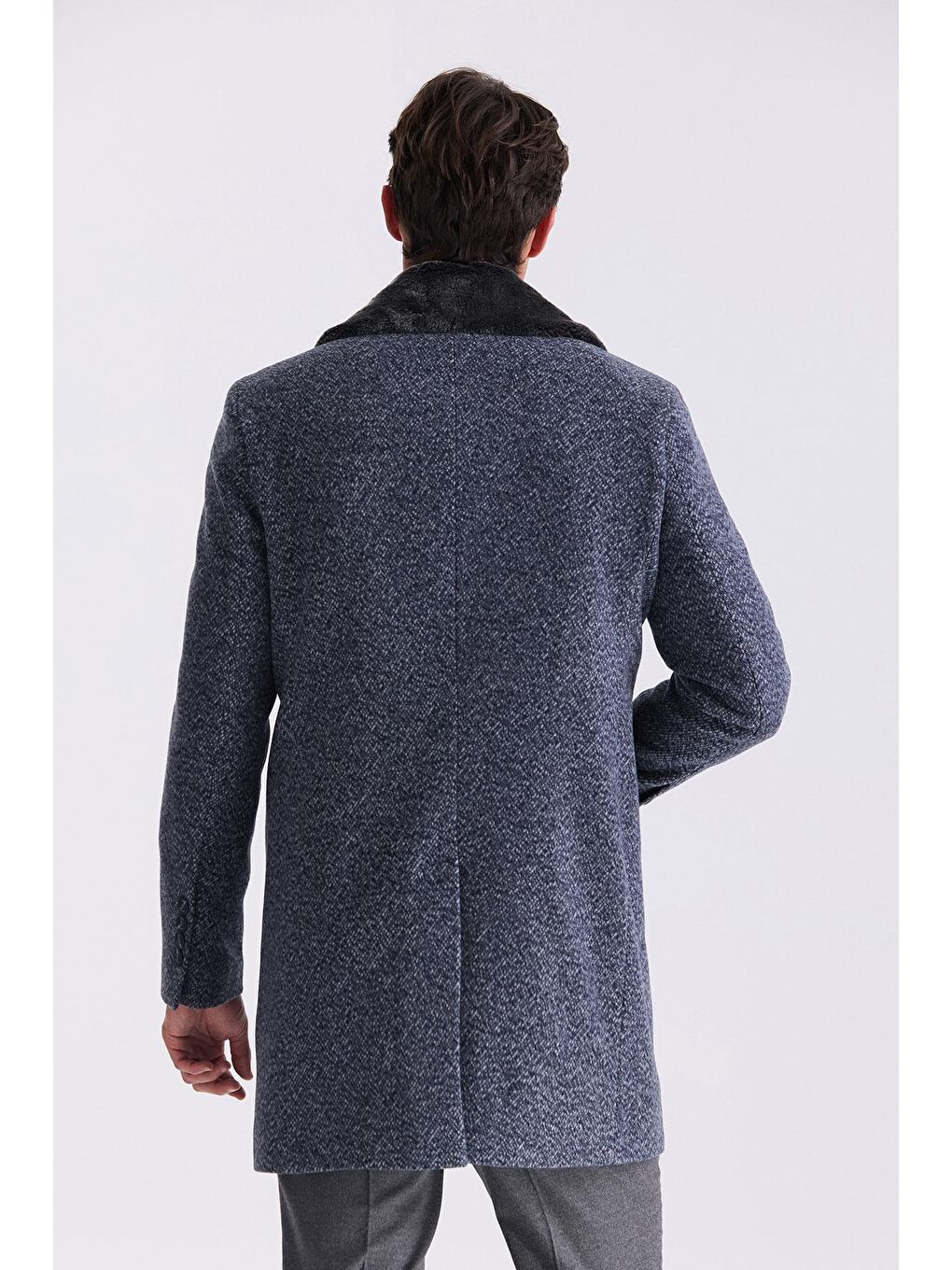 Koyu Lacivert Regular Fit Çıkarılabilir Kürklü Yaka Desenli Yünlü Kaban-3