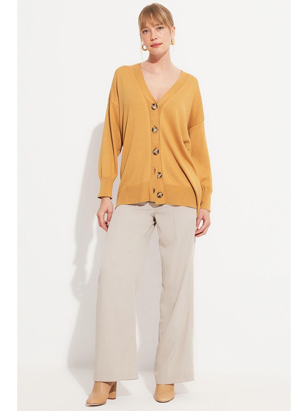 Kahverengi Kemik Düğmeli Hırka-1