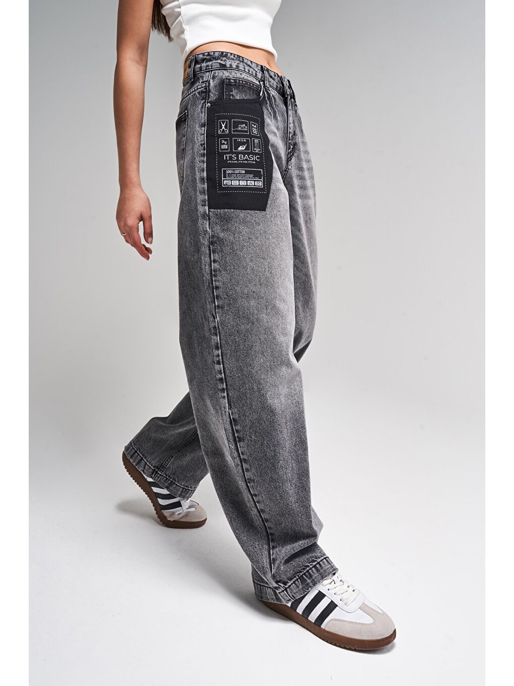 Gri Kadın Füme Renk 2S5-73 %100 Pamuk Cep Detaylı Baggy Fit Denim Jean