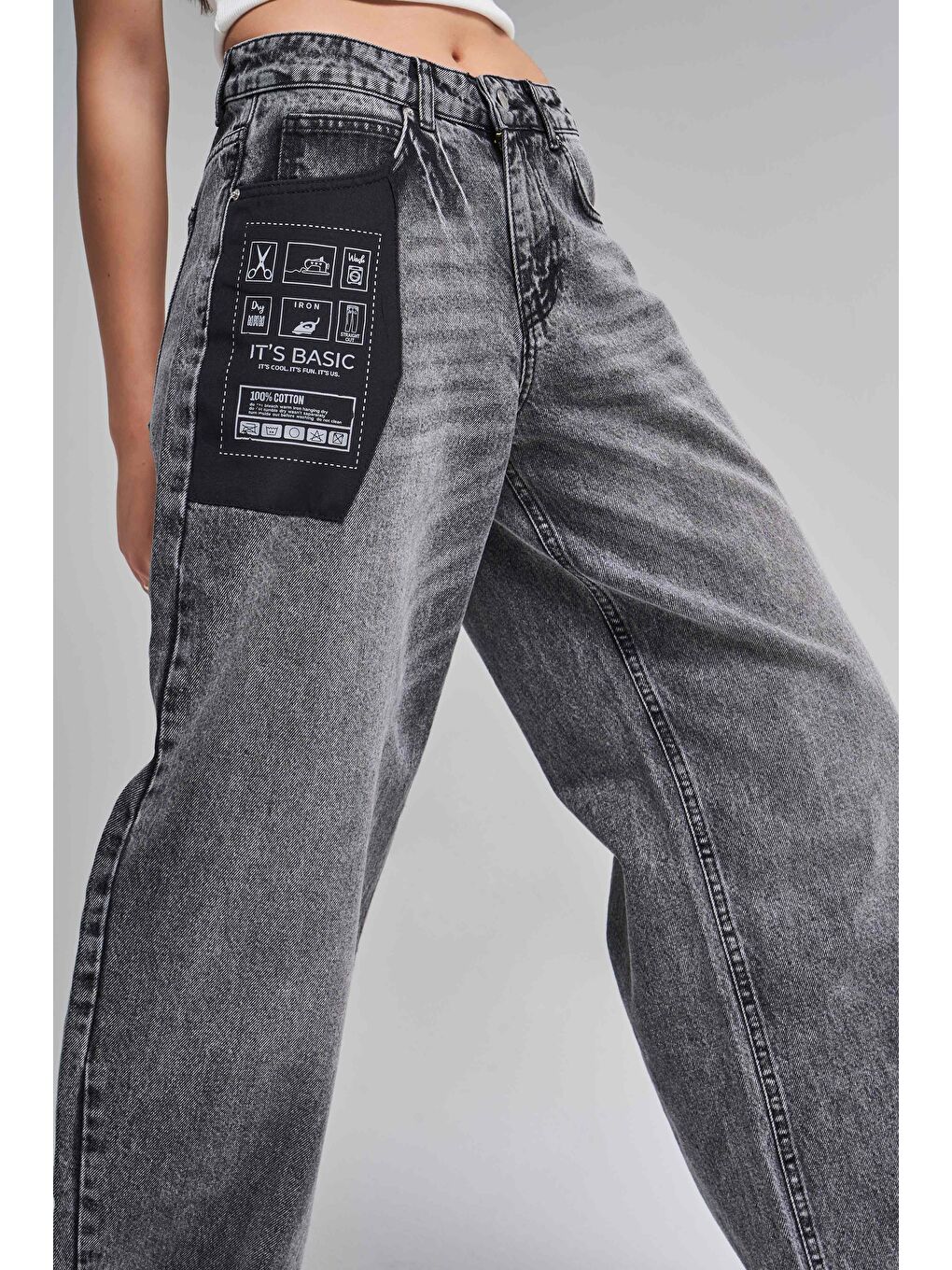 Gri Kadın Füme Renk 2S5-73 %100 Pamuk Cep Detaylı Baggy Fit Denim Jean-2