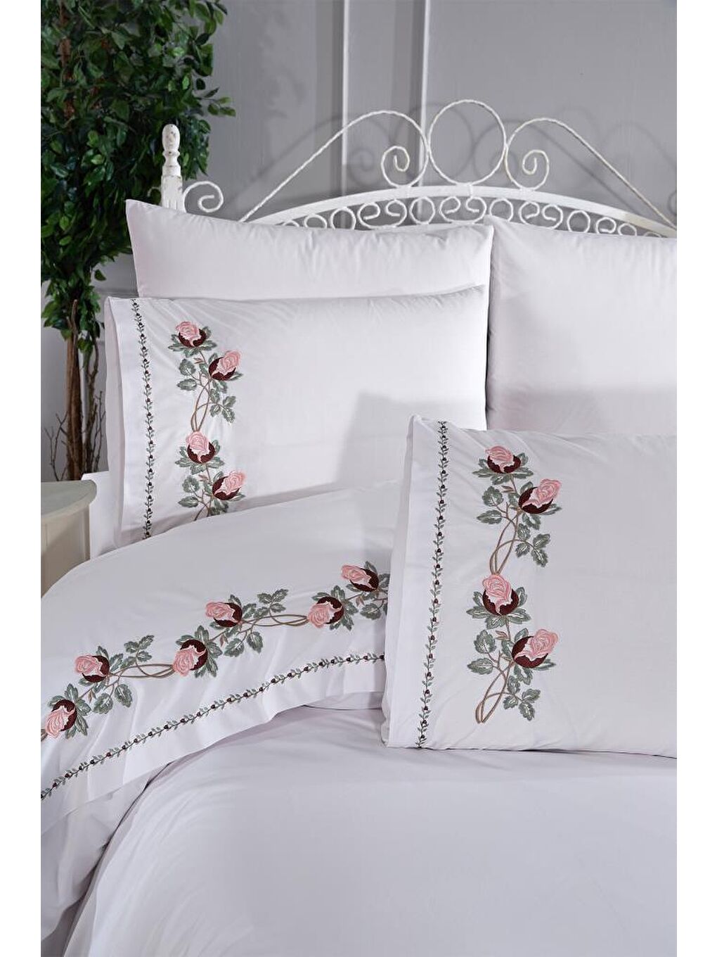 Ekru Anita Nakışlı 6 Parça Nevresim Takımı Krem-3