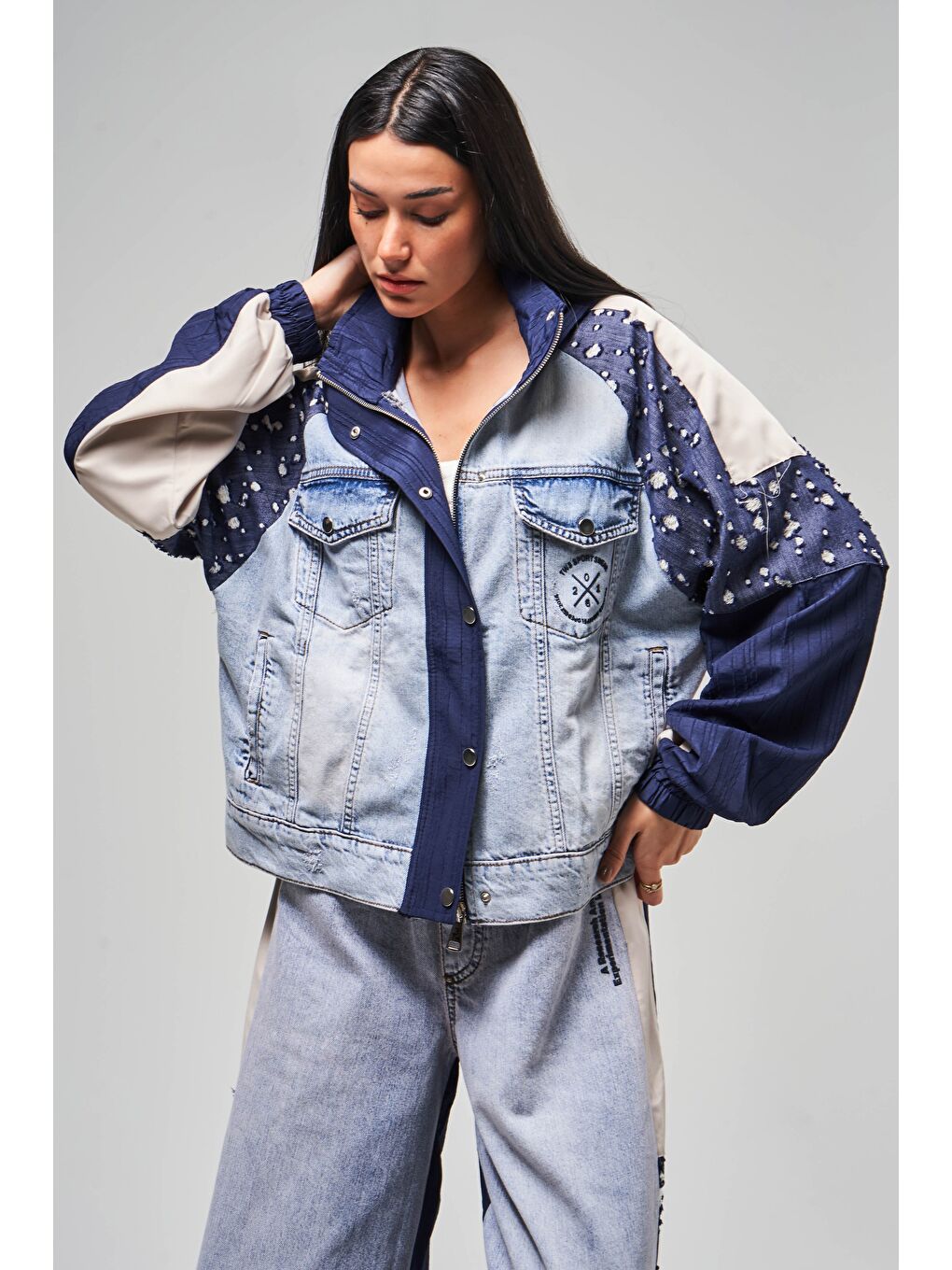 It's Basic Mavi Kadın Jean Rengi Kumaş Denim Karışımlı  Kapüşonlu Oversize Tasarım Ceket