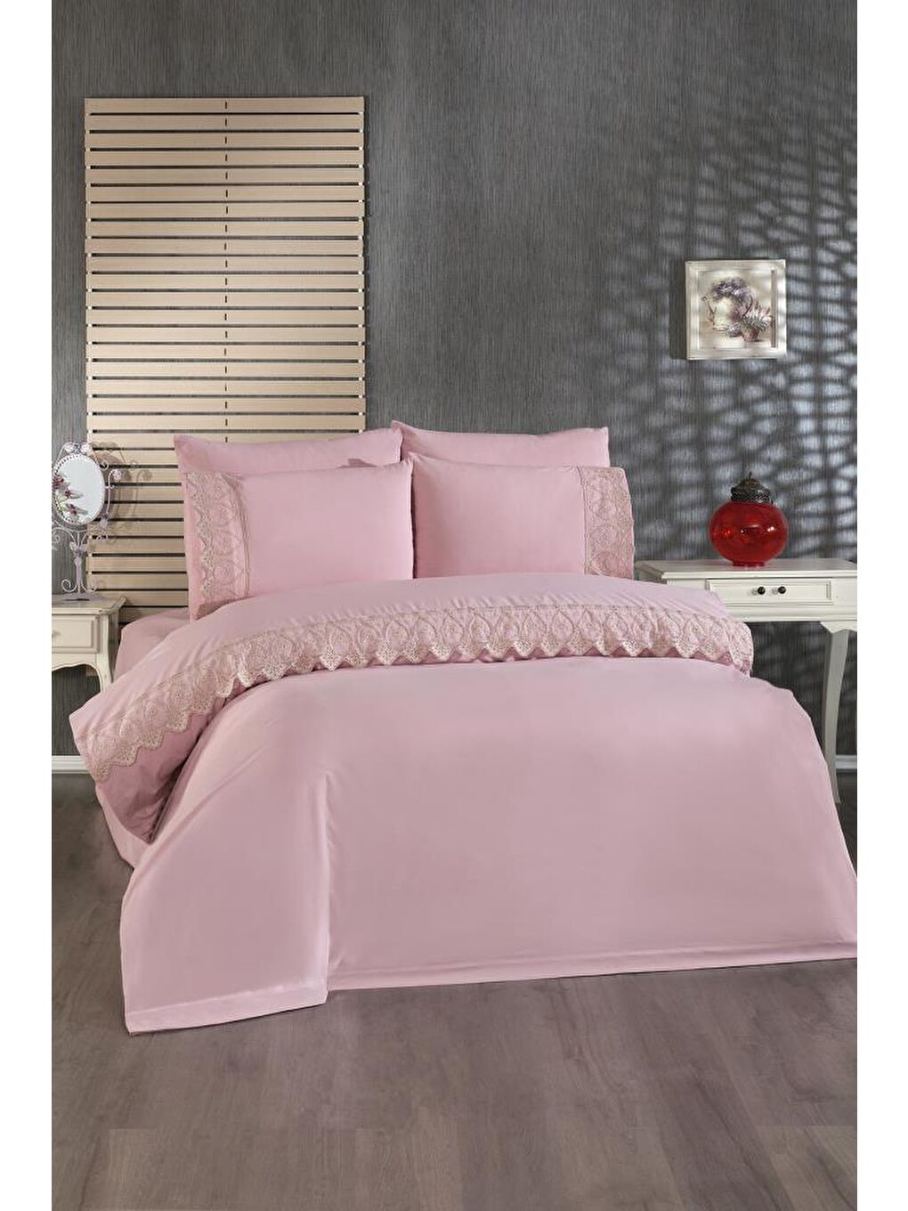 Pembe Fransız Dantelli Nadire Çeyizlik Nevresim Takımı Pudra