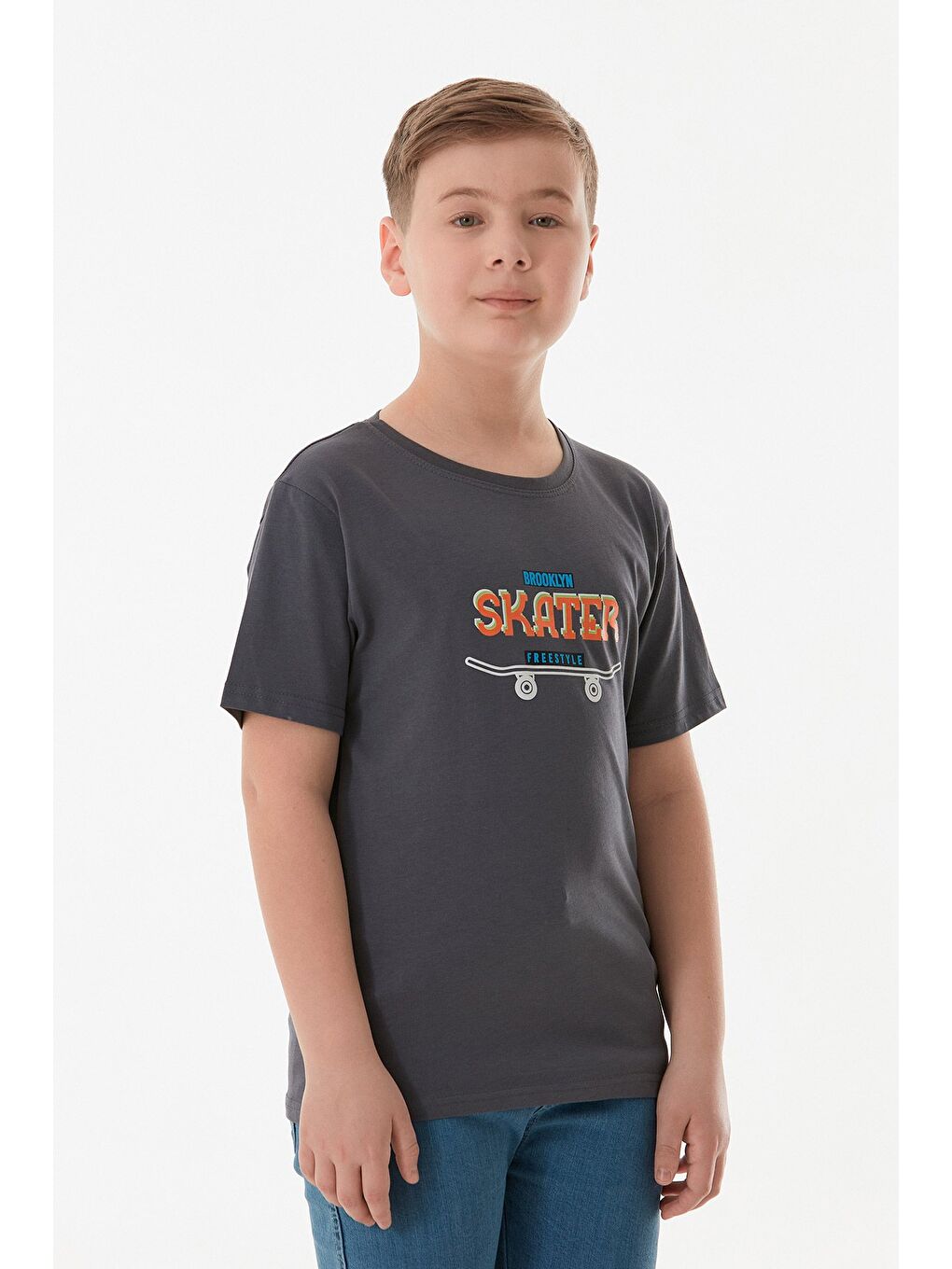 Antrasit Skater Yazı Baskılı Erkek Çocuk Tişört-1