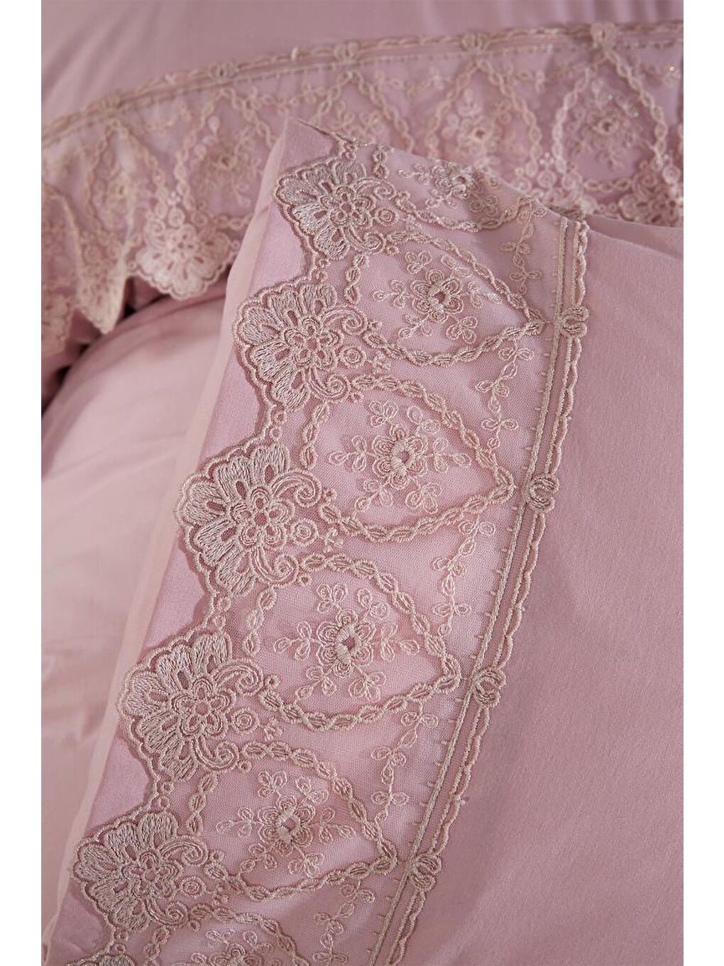 Pembe Fransız Dantelli Nadire Çeyizlik Nevresim Takımı Pudra-4