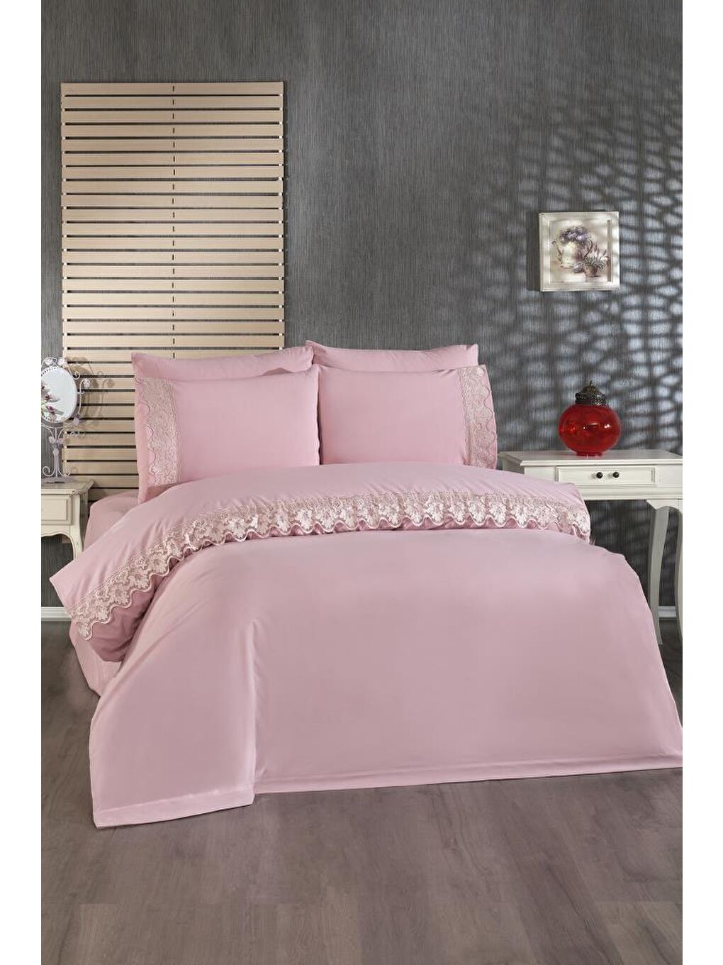 Pembe Fransız Dantelli Neriman Çeyizlik Nevresim Takımı Pudra