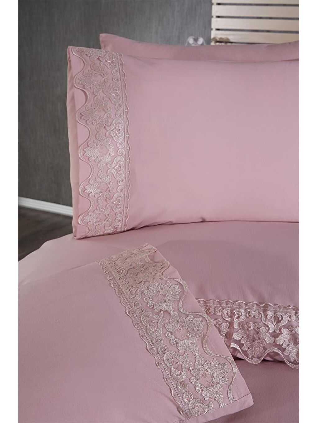 Pembe Fransız Dantelli Neriman Çeyizlik Nevresim Takımı Pudra-3