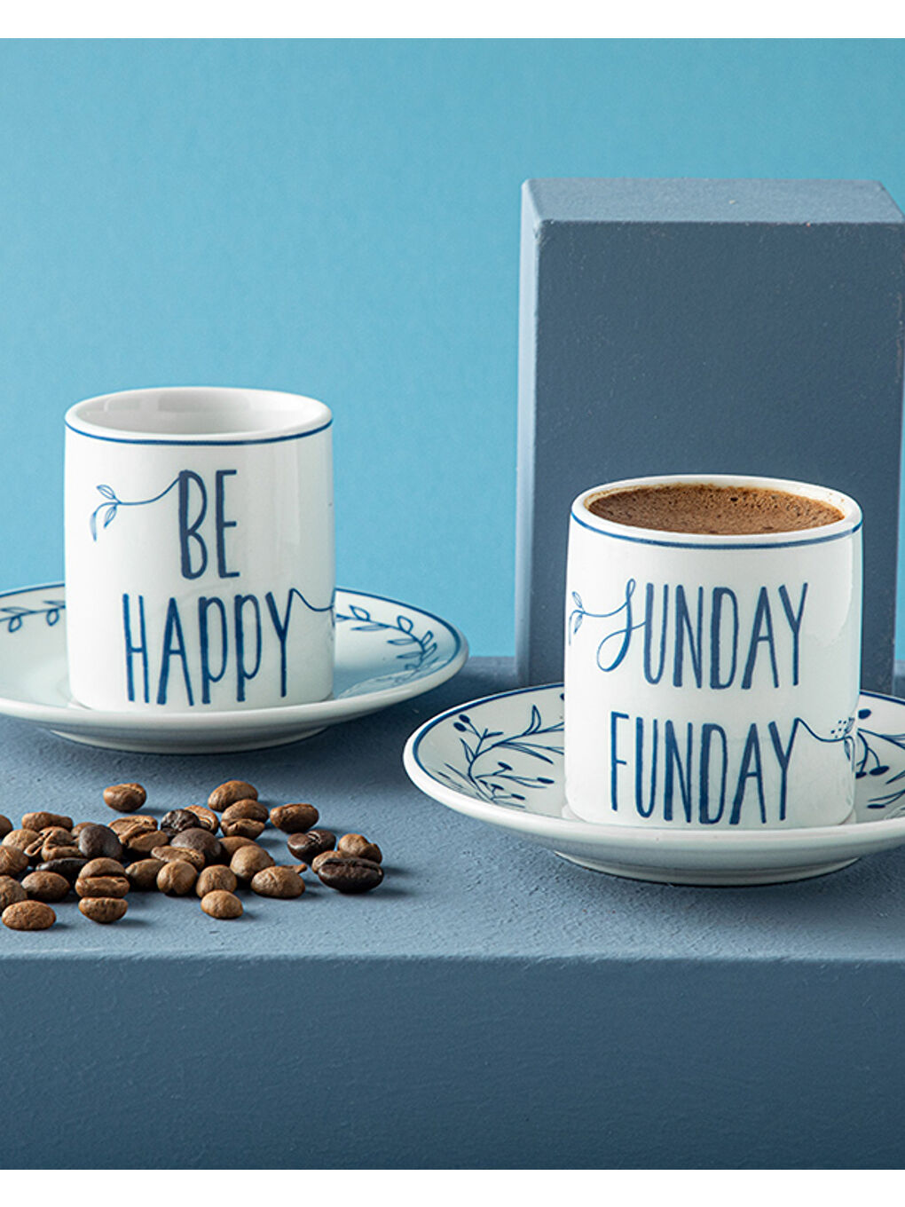 Happy Sunday Porselen 4 Parça 2 Kişilik Kahve Fincan Takımı Lacivert