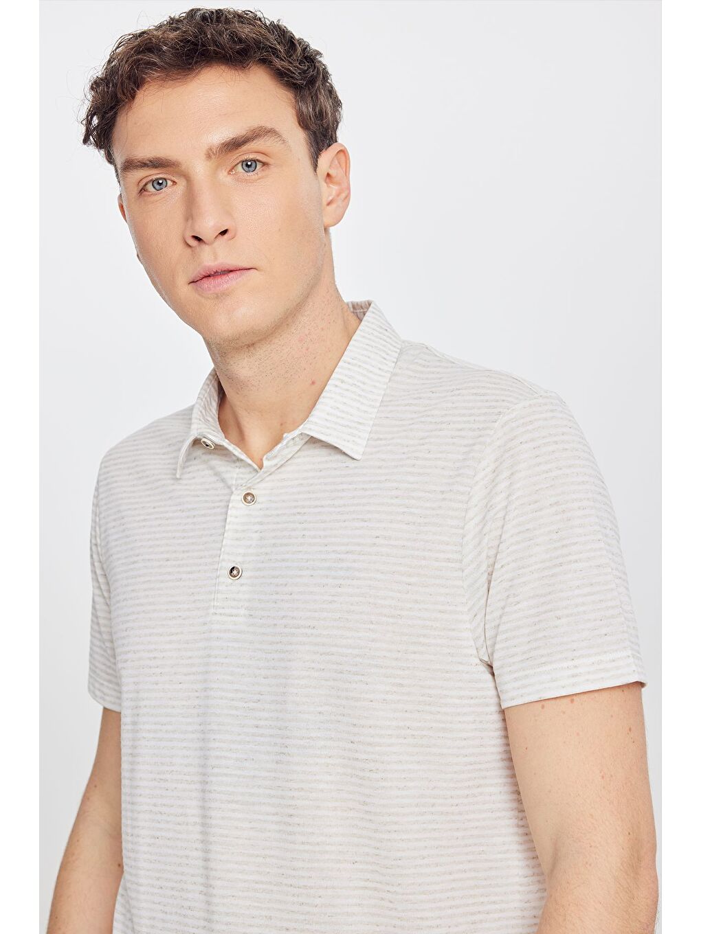 Erkek Bej Keten Standart Fit Normal Kesim Polo Yaka Çizgili Tişört-3