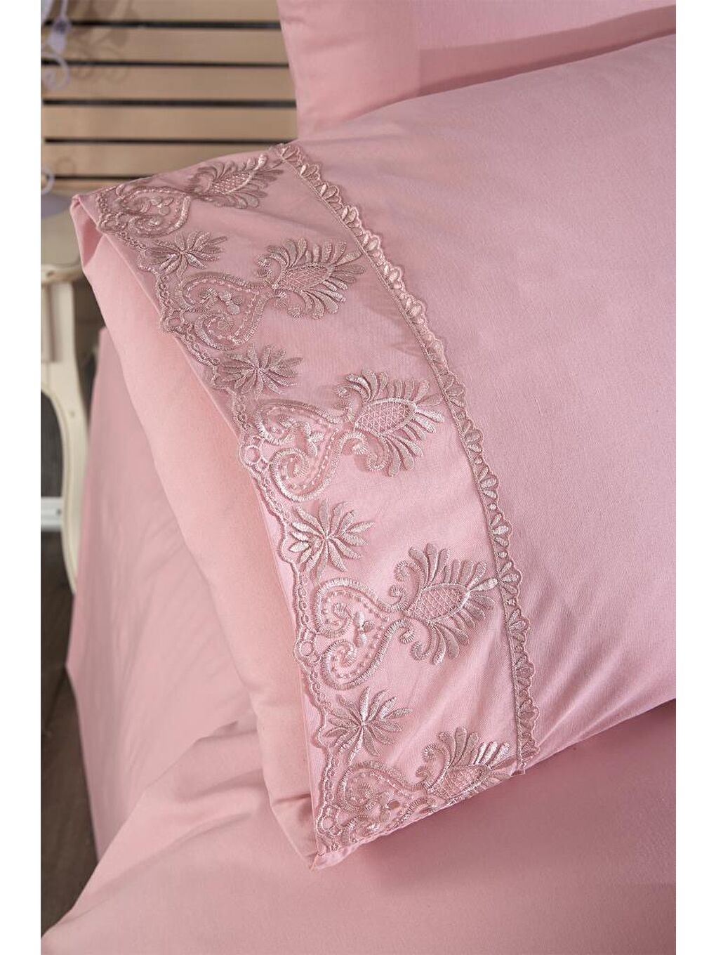 Pembe Fransız Dantelli Öykü Çeyizlik Nevresim Takımı Pudra-4