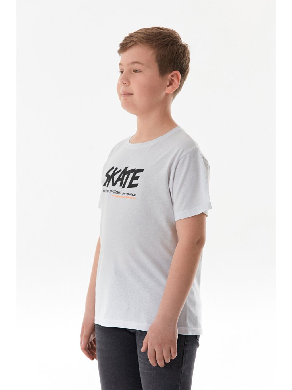 Beyaz Önü Ve Arkası Baskılı Erkek Çocuk Tişört-4