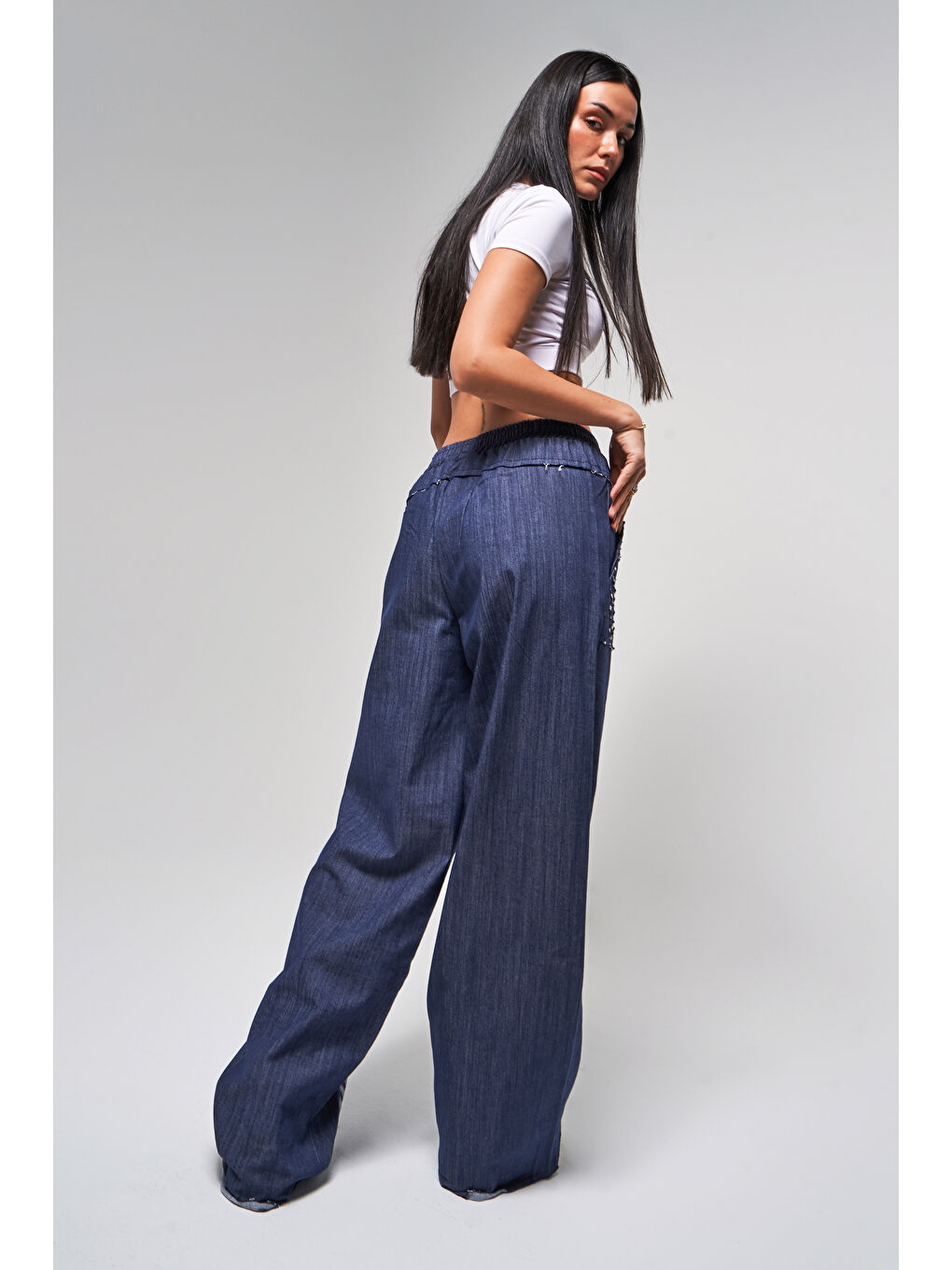 Lacivert Kadın Laci Renk Şerit Detaylı Bol Kesim Tasarım Pantolon-3
