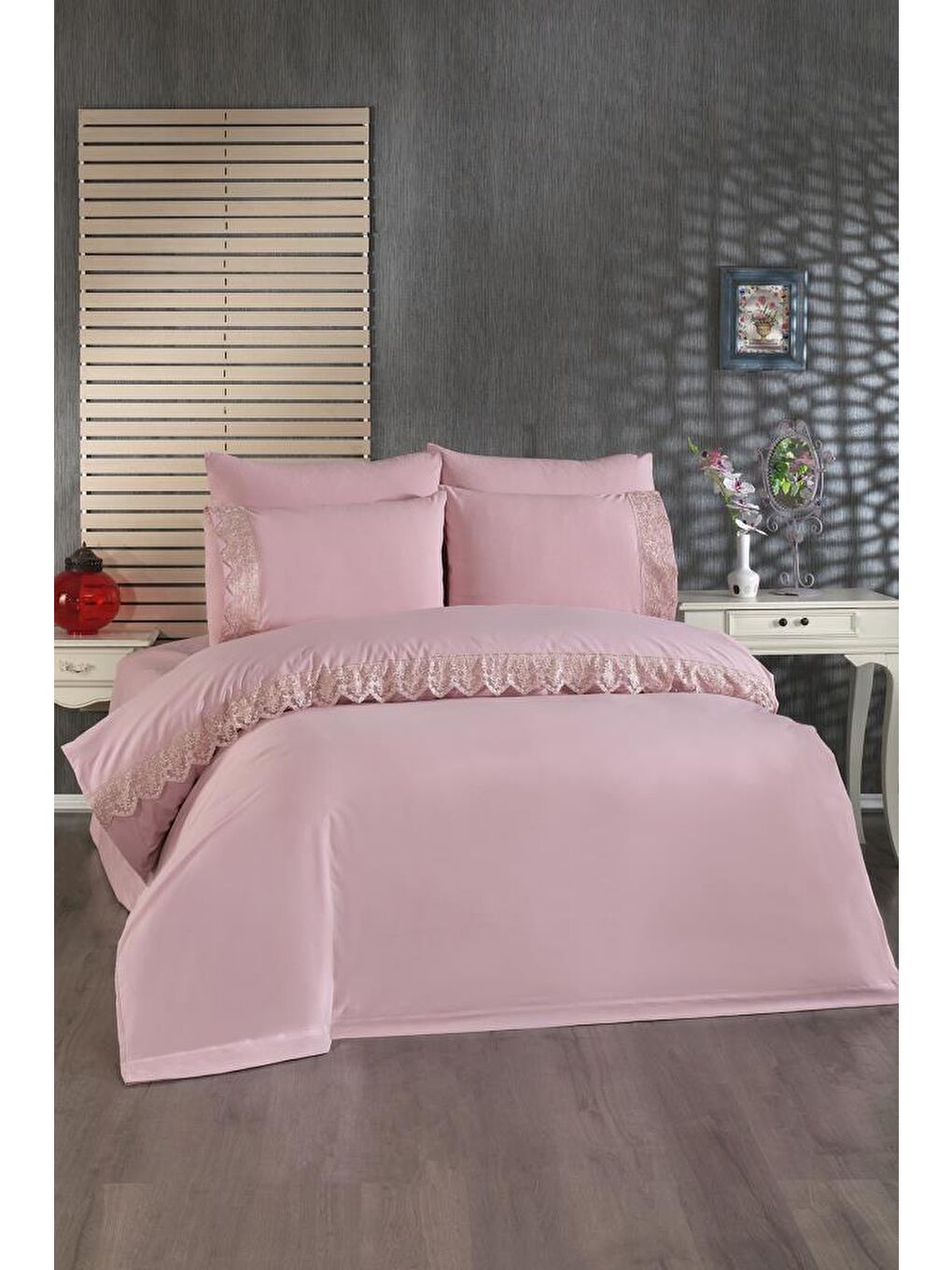 Pembe Fransız Dantelli Meriç Çeyizlik Nevresim Takımı Pudra